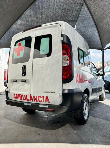 Imagem 7 de 15 de Fiat Fiorino Endurance Ambulancia