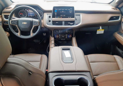 Imagen 8 de 13 de Chevrolet Suburban High Country 6.2
