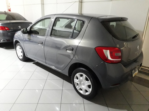 Renault Sandero Expression 2015, Concesionario Oficial