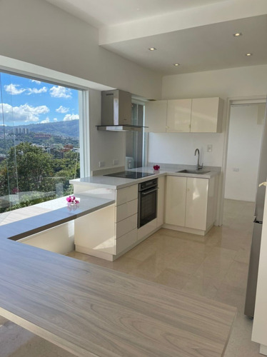 Imagen 6 de 13 de Apartamento En Venta En Colinas De Bello Monte Cerca De La Embajada Americana