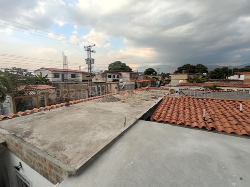 Imagen 15 de 16 de Casa En Venta La Morita I Maracay 22-18661 Df