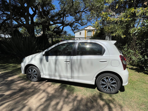 Toyota Etios 1.5 Platinum At