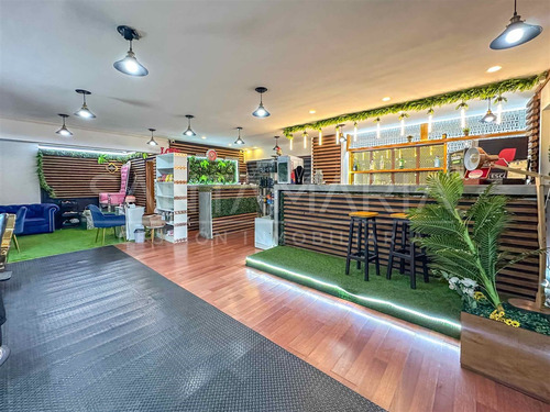 Venta Local Comercial Av. Cataluña, Concepción