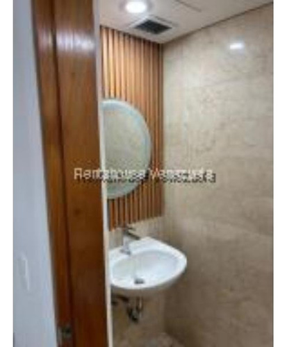 #25-24938 Elegante Apartamento En Lomas De Las Mercedes