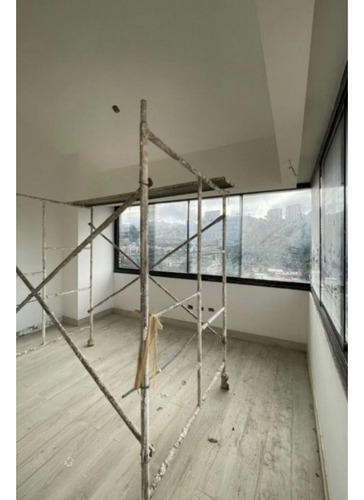 En Venta Apto 280 Mts Con Terraza Las Mesetas De Santa Rosa