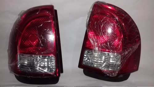 Stop Derecho/izquierdo Chevrolet Chevy C3 2009 Originales