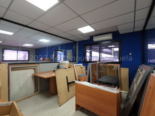 Francisco Rojas Norscia Rentahouse Te Alquila, Magnifico Galpón Industrial En Barquisimeto, En Zona Ideal Para Tu Fabrica O Almacén Y Empresas Del Ramo Manufacturero, 2 3 - 2 8 0 2 5, Llama Ya!!!