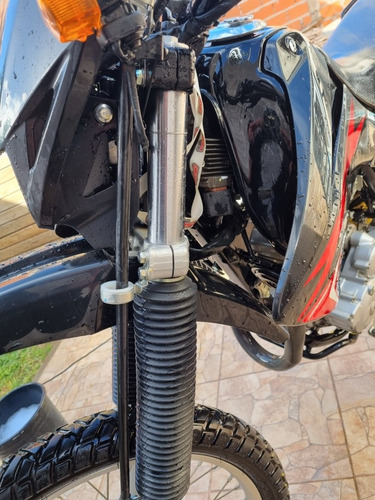 Imagen 5 de 17 de Honda Tornado 250 Cc