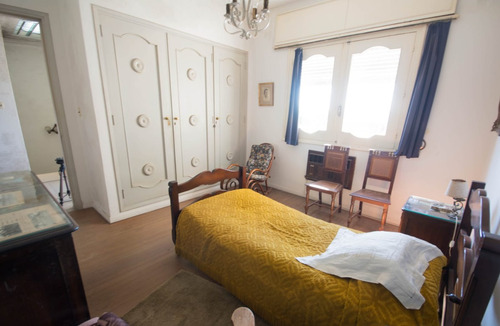 Excelente Casa En El Centro De Mercedes