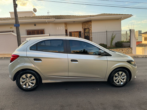 Chevrolet Onix 1.0 Joy 5p
