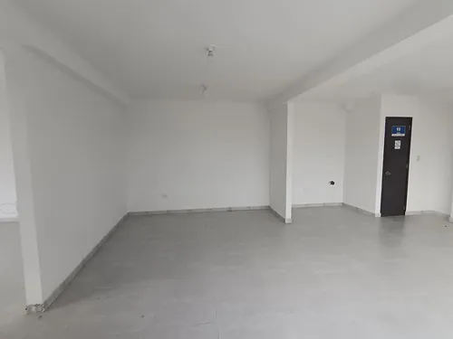 Local En Venta En Sector Centenario (279060884).