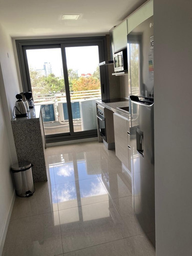 Imagen 10 de 13 de Excelente Apartamento, Generosas Vistas, Muy Buen Emplazamiento