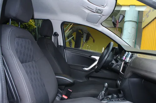 Citroën C-Elysée 1.6 Shine Mt