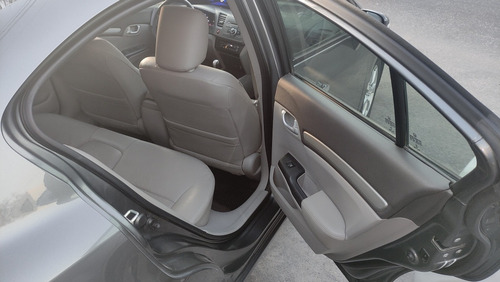 Imagen 13 de 17 de Honda Civic 2012 1.8 Exs Mt 140cv