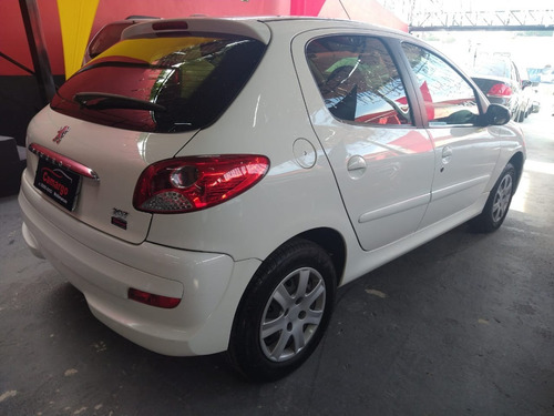 Imagem 4 de 8 de Peugeot 207 Active 2013/2014