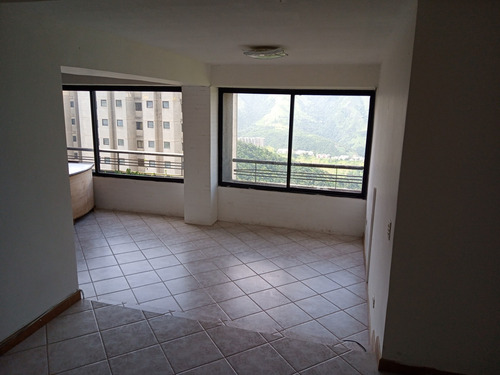 Imagen 4 de 26 de Venta De Apartamento En Venta Parque Caiza, Hermosa Vista