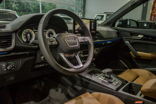 Audi Q5 Perf. Black 2.0 TFSIe S.Tr. Qt (Hib.)