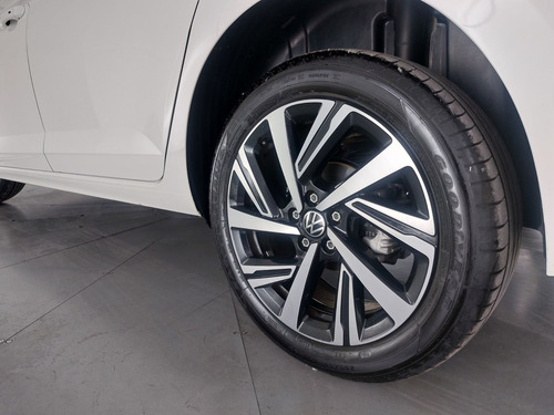 Volkswagen Virtus 1.0 200 TSI HIGHLINE AUTOMÁTICO