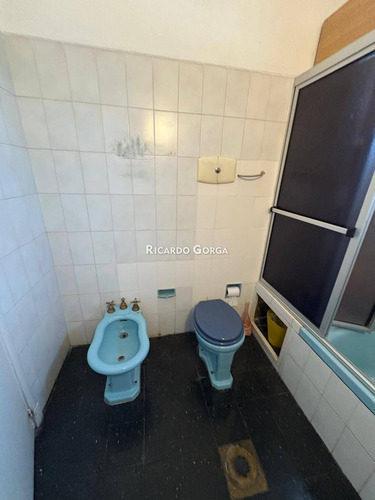 Casa En Venta De 4 Dormitorios Con Galpón / Depósito En Paso Molino