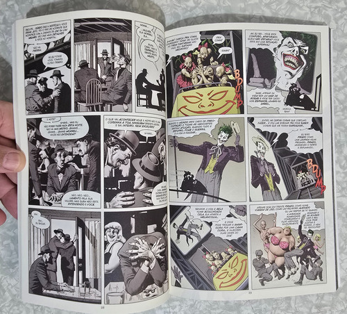 Batman A Piada Mortal Dc De Bolso De Alan Moore E Ed Brubaker Ed. Panini Hq (Usado)