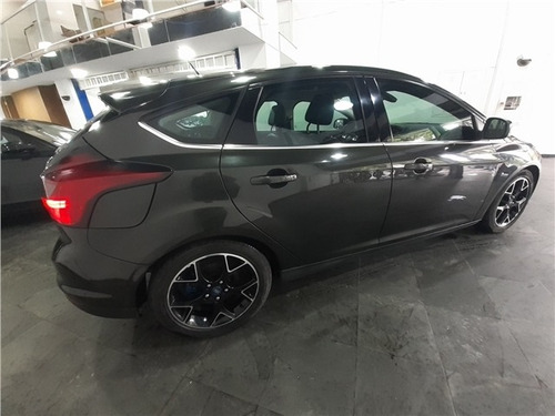 Ford Focus 2.0 Titanium Hatch 16v Flex 4p Automático