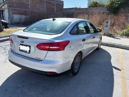 Ford Focus 2.0 St Mt