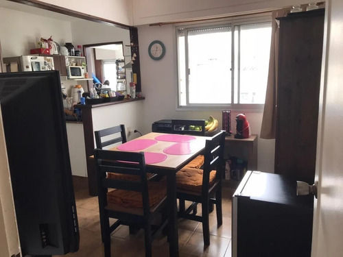 Imagen 7 de 15 de Apto. Venta Pocitos 3 Dorm.+servicio 2 Baños Cocina C/comedor Gge. Tza. Al Frente