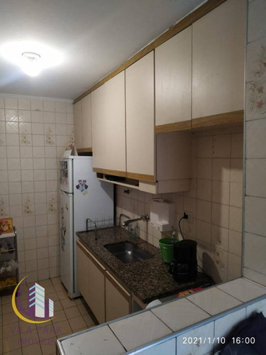 Imagem 6 de 14 de Apartamento 3 Dormitórios, Armários, 01 Vaga Coberta E Fixa - Jardim D Abril - São Paulo/sp - Ap2027