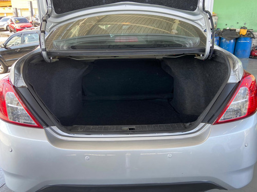Nissan Versa 1.6 16V FLEXSTART SV 4P XTRONIC