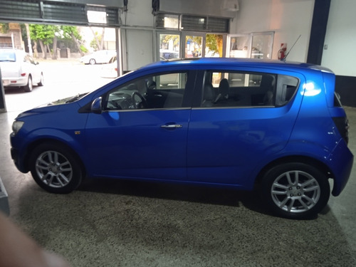Imagen 2 de 8 de Chevrolet Onix 2013 1.4 Ltz Mt 98cv
