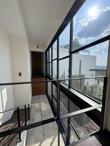 Preciosa Casa En Venta En Los Cipreses Corregidora