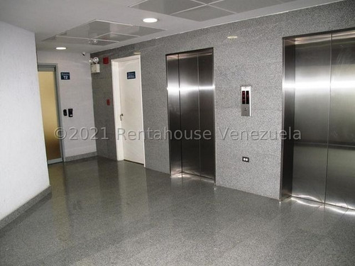 Imagen 3 de 12 de Galpón En Alquiler Código: 22-24626 Boleita Norte 04143448628