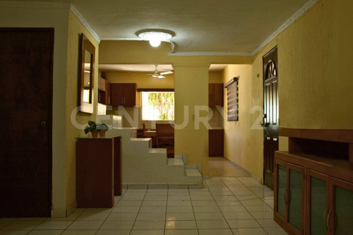 Casa En Venta En Colonia Jacarandas Mazatlan Sinaloa