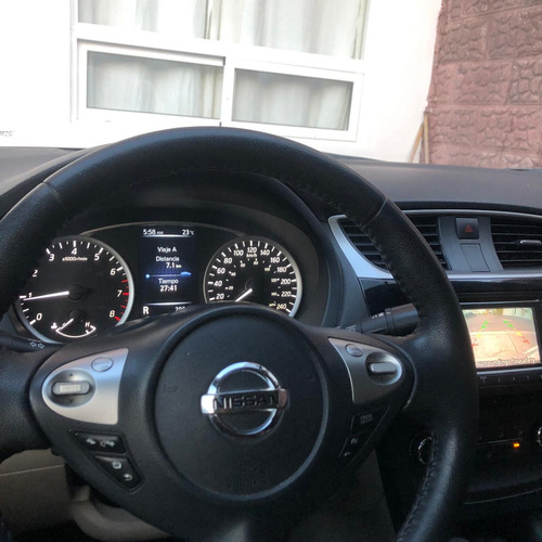 Nissan Sentra 1.8 Advance Mt