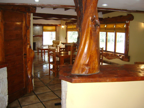 Imagen 5 de 14 de Casa Estilo Cabaña En El Bosque Peralta Ramos