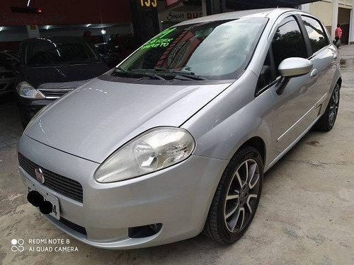 Fiat Punto 1.4 Attractive 8v Flex 4p Manual