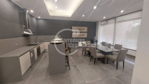 Departamento En Venta De 3 Dorm. En Vitacura