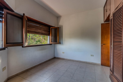 Casa · En Venta · Con Terraza · 4 Ambientes · Villa Domínico