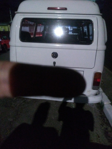 Imagem 4 de 5 de Volkswagen Kombi 2010 1.4 Total Flex 3p