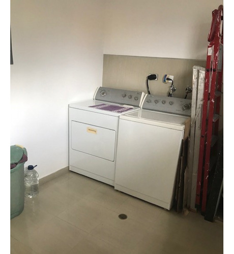 Se Vende Apto Duplex 360m2 4h+s/5b/3p La Tahona. Listo Para Entrar