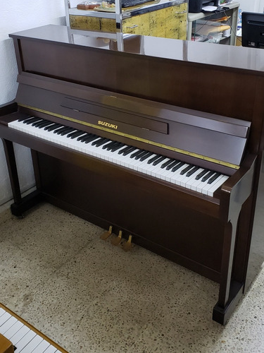 Piano Vertical Nuevo Suzuki Au210