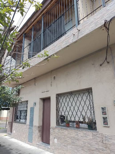 Duplex En Venta En Castelar Norte