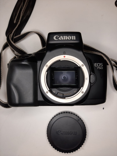 Camara Canon Eos 750 Analogica Slr Solo Body Cuerpo Negro (Usado)