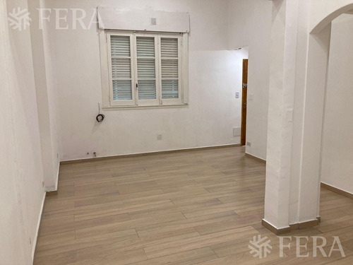 Venta Local En Crucesita - Avellaneda