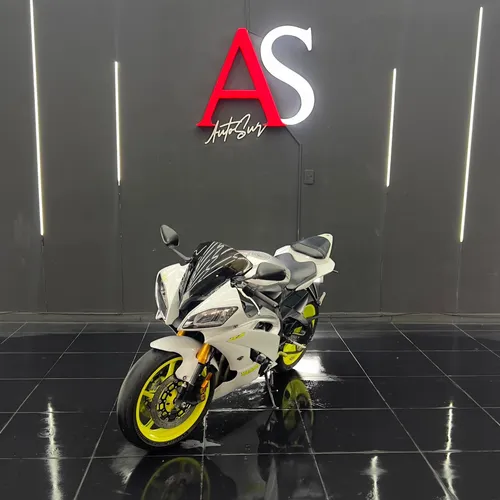 Yamaha Yzf R6 2015