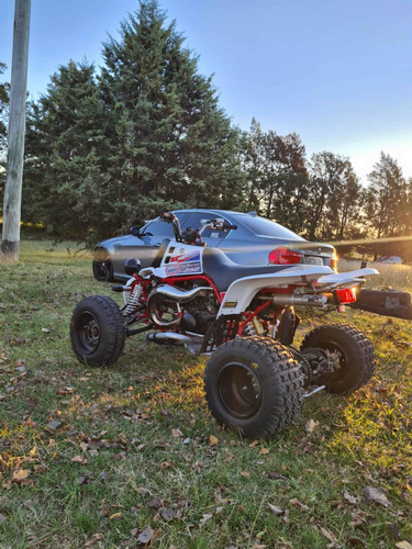 Imagen 2 de 11 de Yamaha Banshe