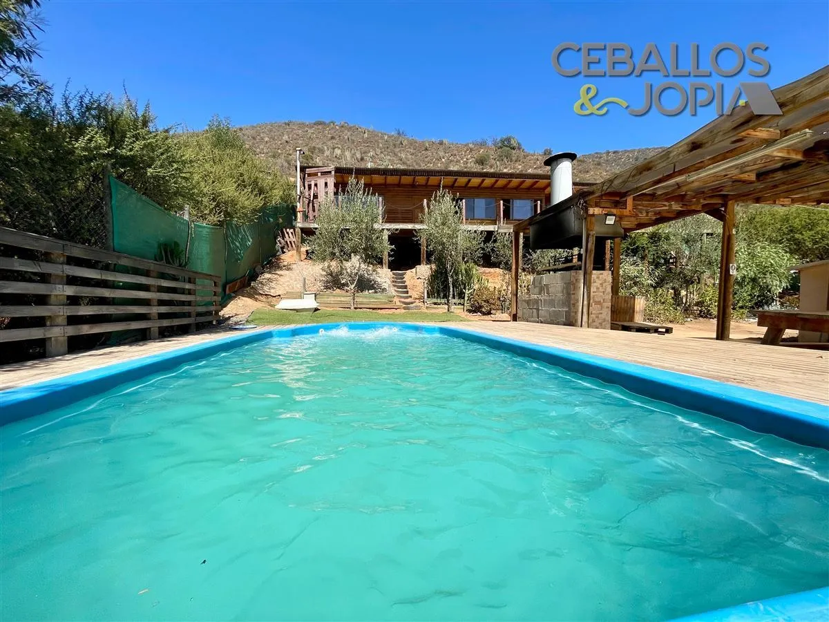 Imagen 1 de 30 de Casa En Venta De 4 Dorm. En Olmué