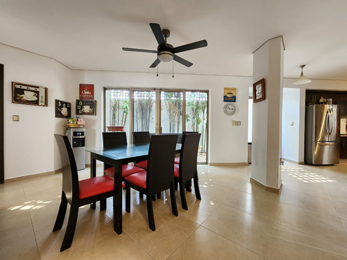 Casa Residencia De 5 Habitaciones Ubicada En Residencial Playas Del Conchal, Riviera Veracruzana, Un Excelente Fraccionamiento Que Te Brinda La Seguridad Y Tranquilidad Que Tu Familia Y TĂș Se Merecen.
