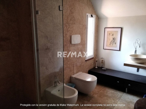 Imagen 11 de 20 de Casa En Venta El Parral Calle Cerrada Vigilancia Con Piscina. Cód.: 456588. 0414-4841043