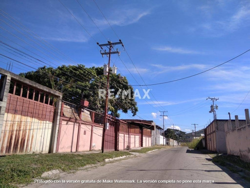 Imagen 21 de 26 de Liliana Martinez Remax Galpon En Venta Ubicado Los Guayabitos Naguanagua 700 Mts2 Cd